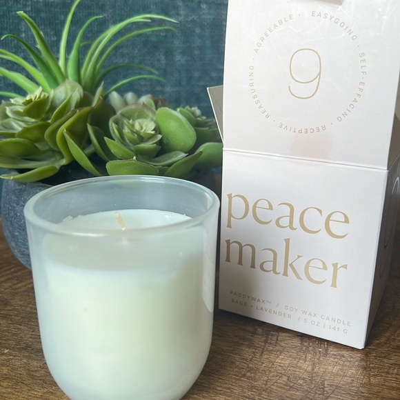 NIB enneagram 9 “The Peacemaker” candle from Paddywax - Picture 7 of 7